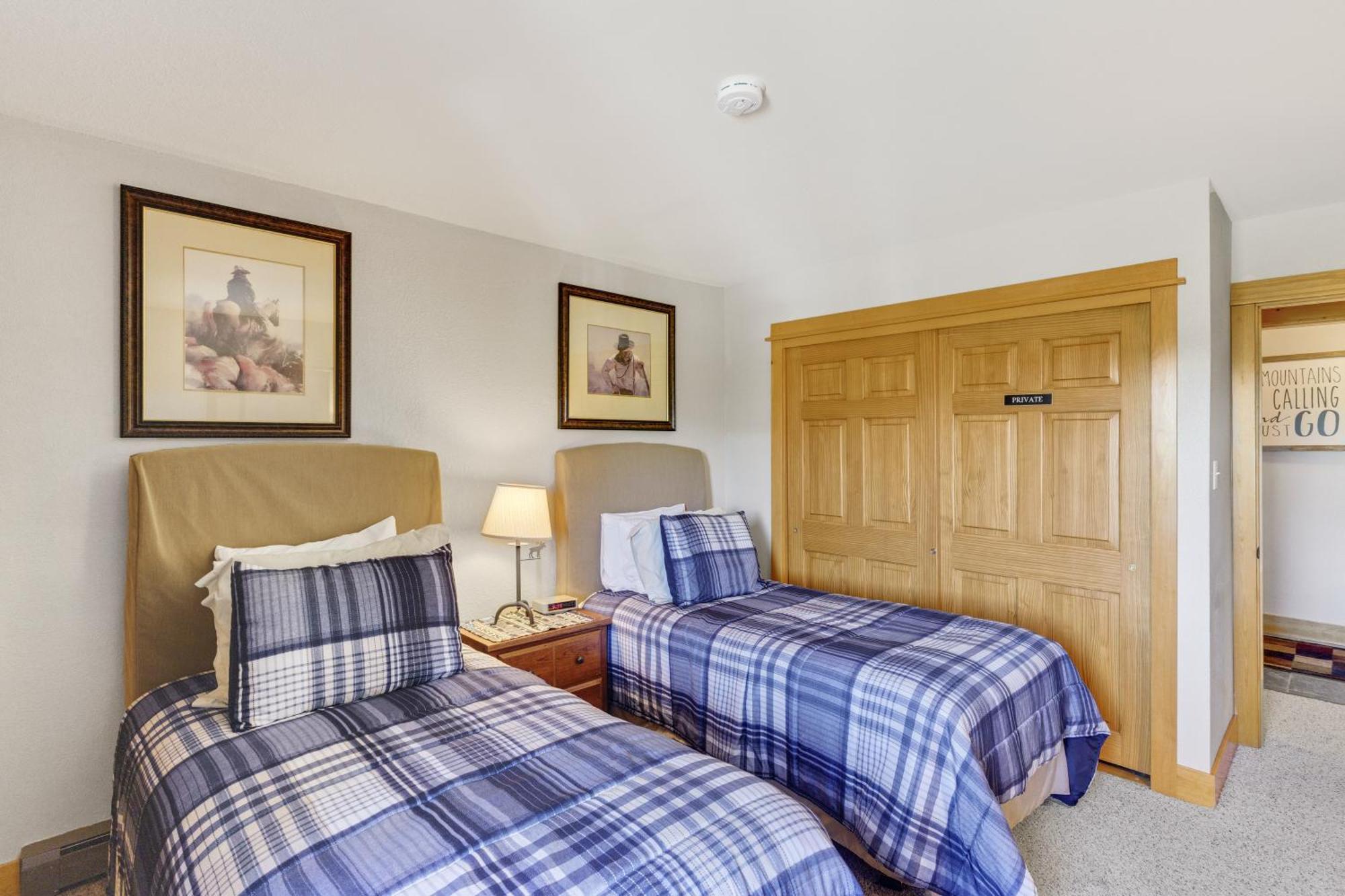 Ski Inn Steamboat Springs Room photo